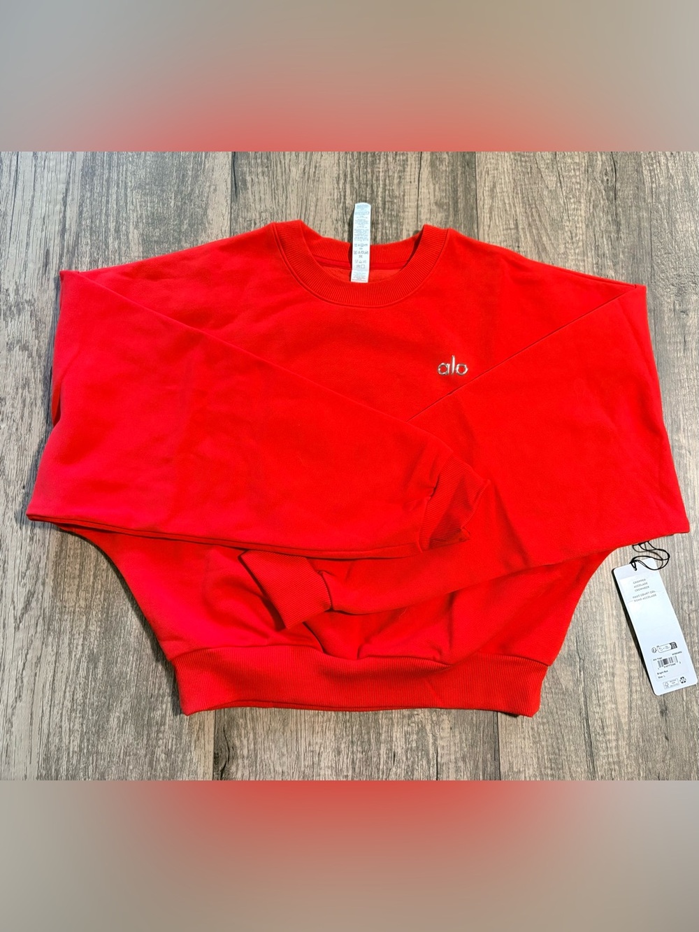 Alo Red Crewneck Sweatshirt Athletic Apparel | bright red | size: L